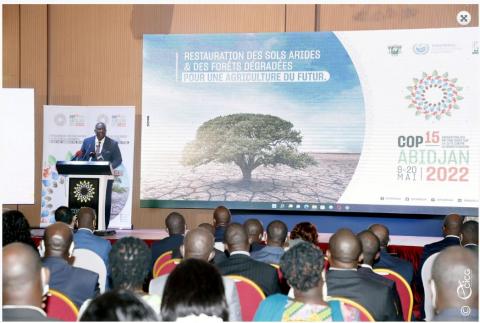 Photo d'ensemble des participants au lancement de la COP15 à Abidjan